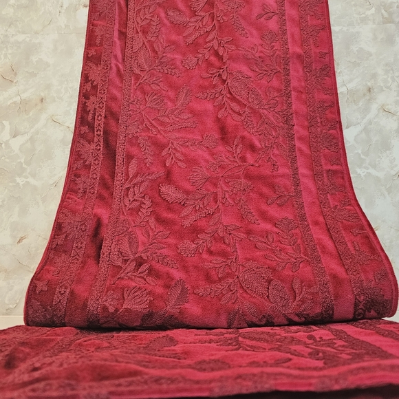 Velvet Embroidered Table Runner - Picture 3 of 14